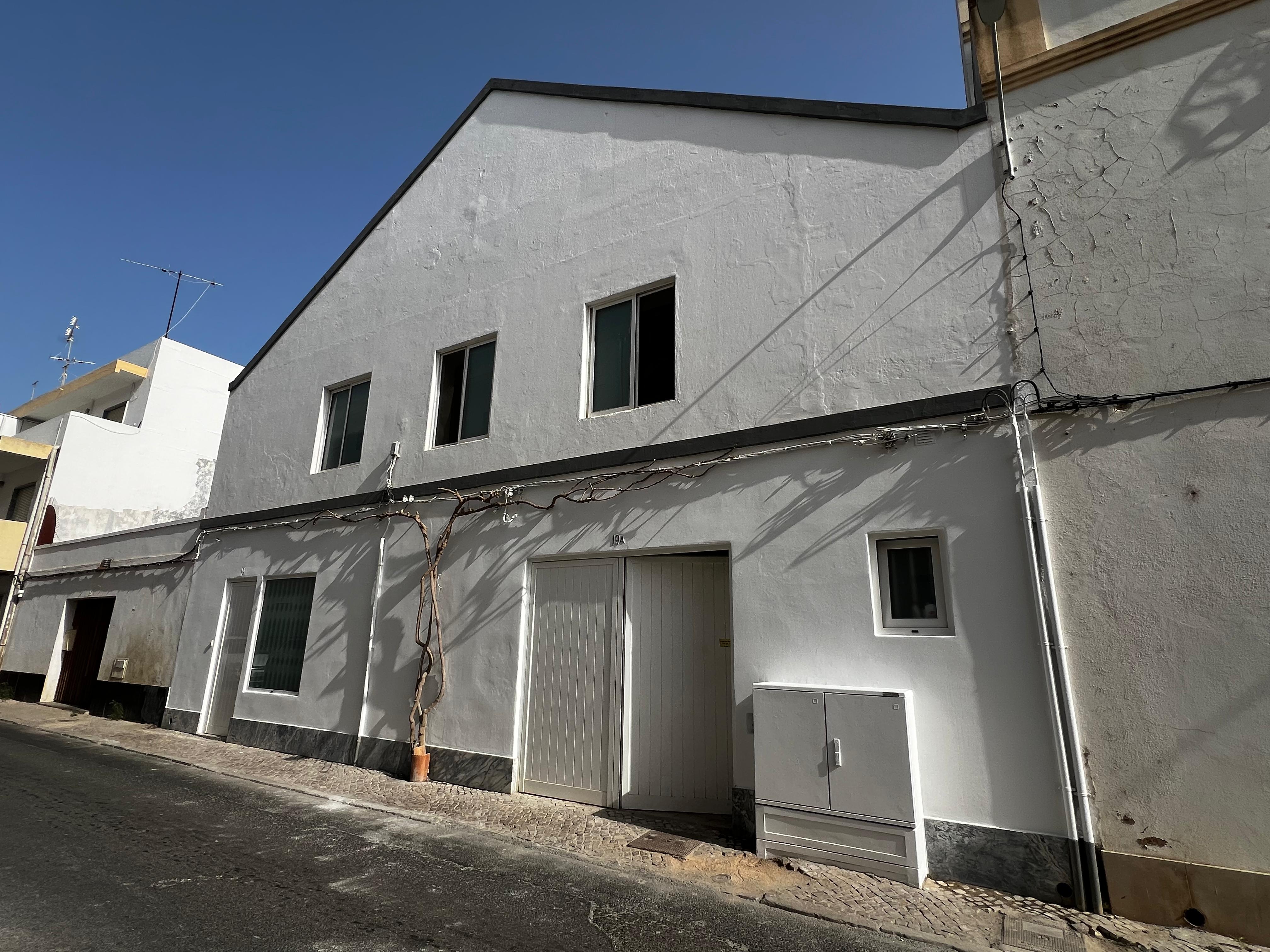 Exterior repair & painting